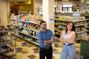 Full Circle Foods is an Ontario grocer dedicated to supplying top quality food to their community - and supporting ethical business practices for their employees.